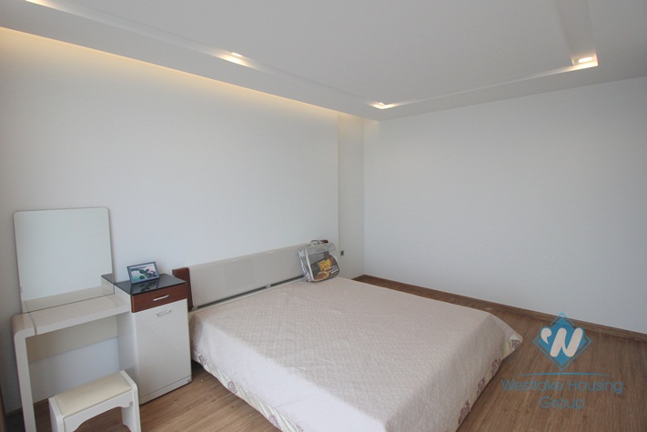 Luxury four bedrooms apartment for rent in Vinhome Metropolis, Ba Dinh district, Ha Noi.